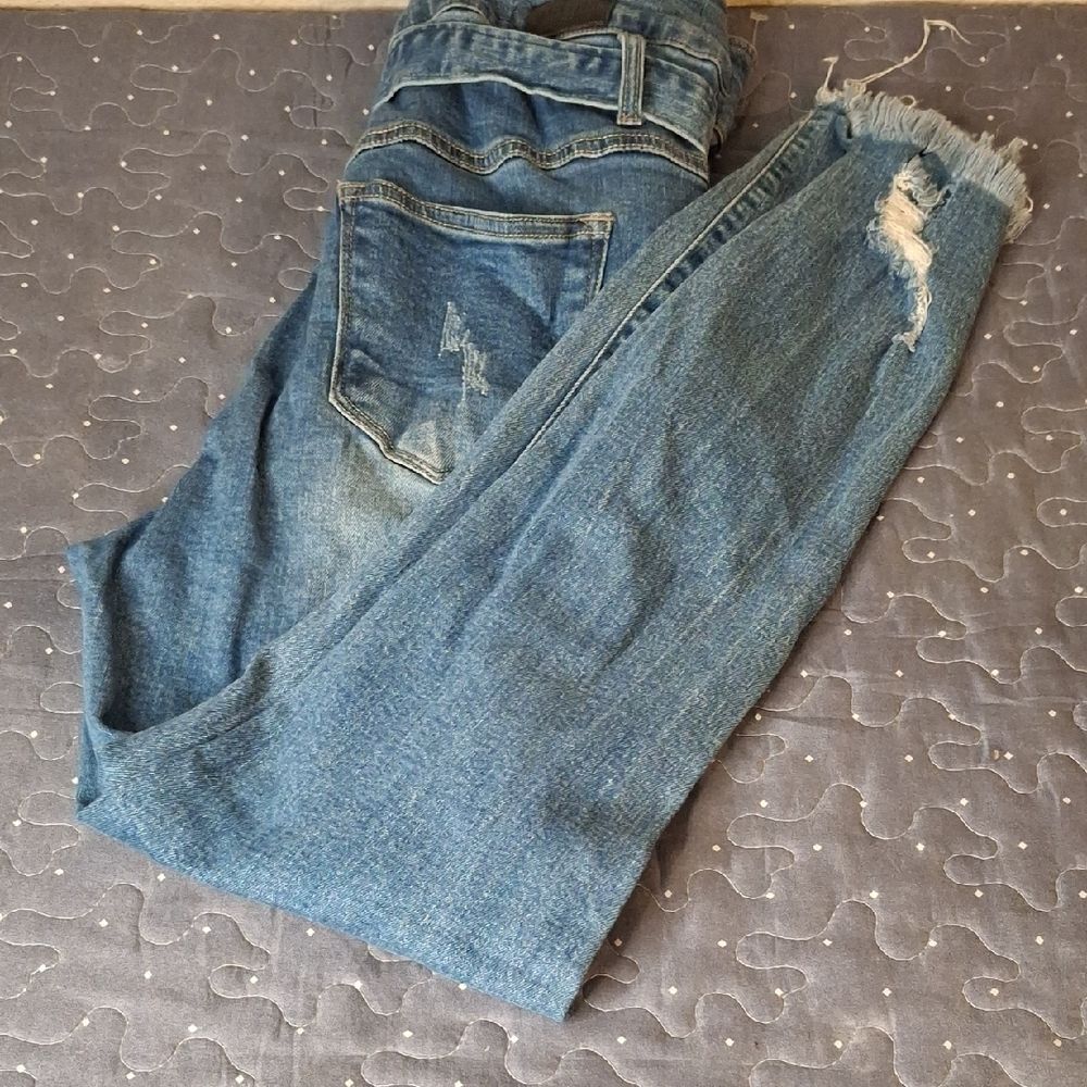 Black Label High Rise Blue Distressed Women's Jeans size 9